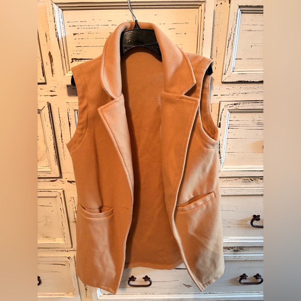 SHEIN Camel Knit vest